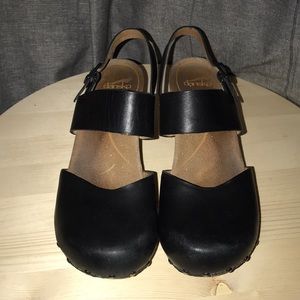 Dansko Thea Sandals